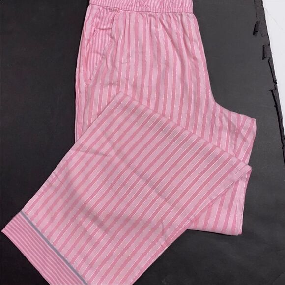 Victorias Secret Dreamer Flannel pants and Henley top pajama set - Picture 3 of 3